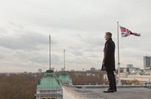 Daniel Craig kijkt over Londen uit